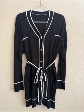 Black & White Trim Knit Dress with Belt
